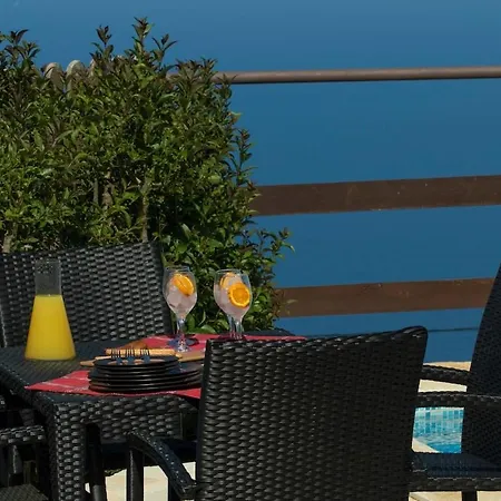 Family Cosy Imera Willa Chortáta